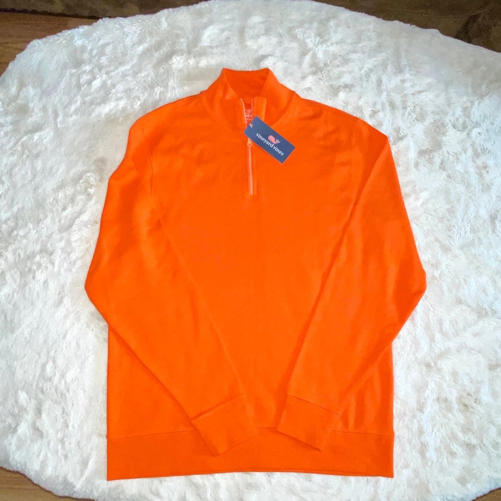 VINEYARD VINES!!!!!! Brigth sun color!!!!!